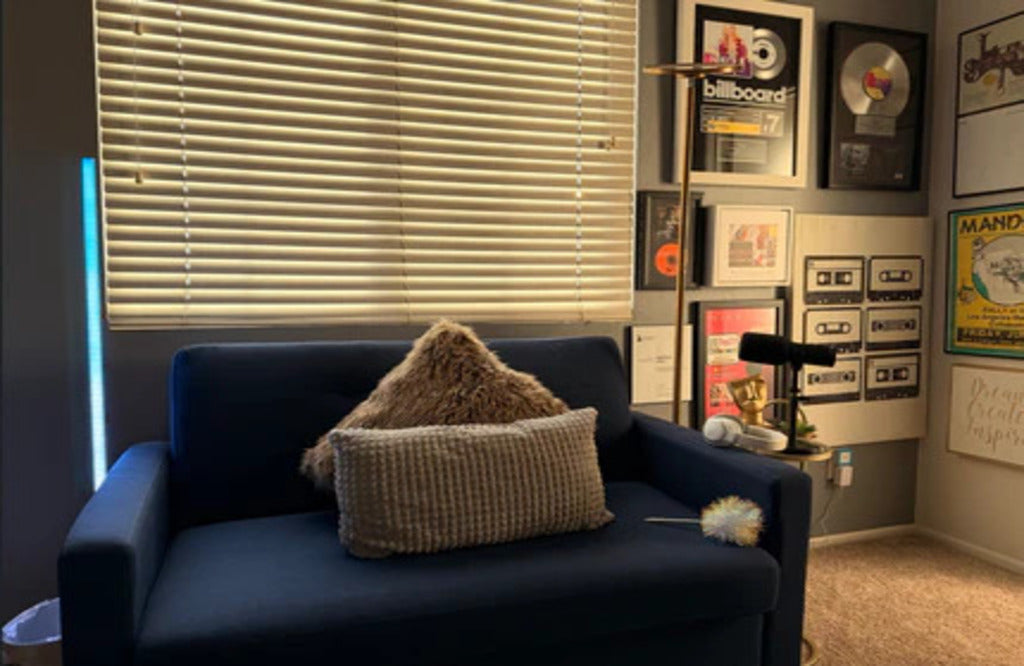 2 Floor Lamps Under $100 That Look Premium and Light Better